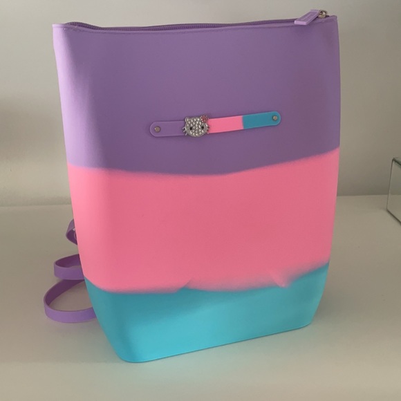 Step by Step. Hello Kitty Jelly backpack. - Picture 3 of 5